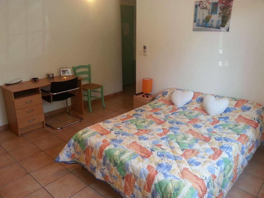 Hotel Restaurant Les 3 Chenes