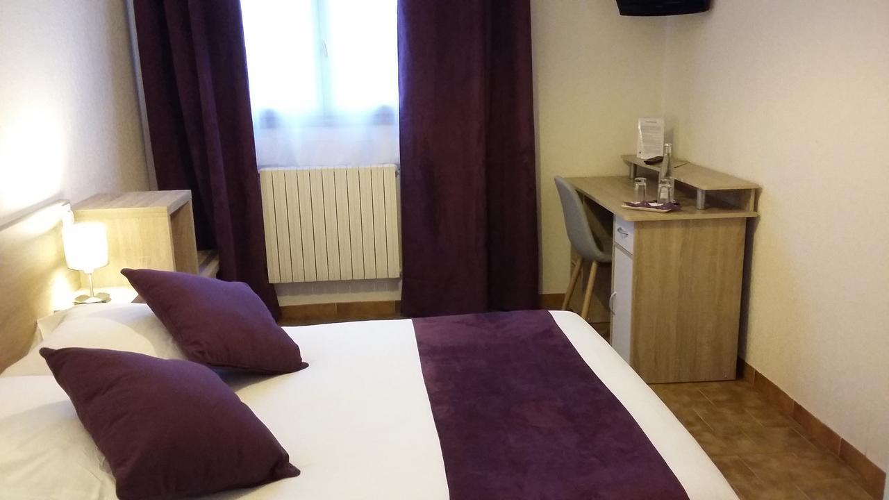 Hotel Restaurant Les 3 Chenes 2*