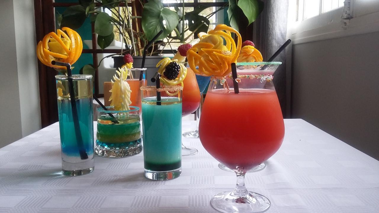 Restaurant Les 3 Chenes Hotel Fréjus