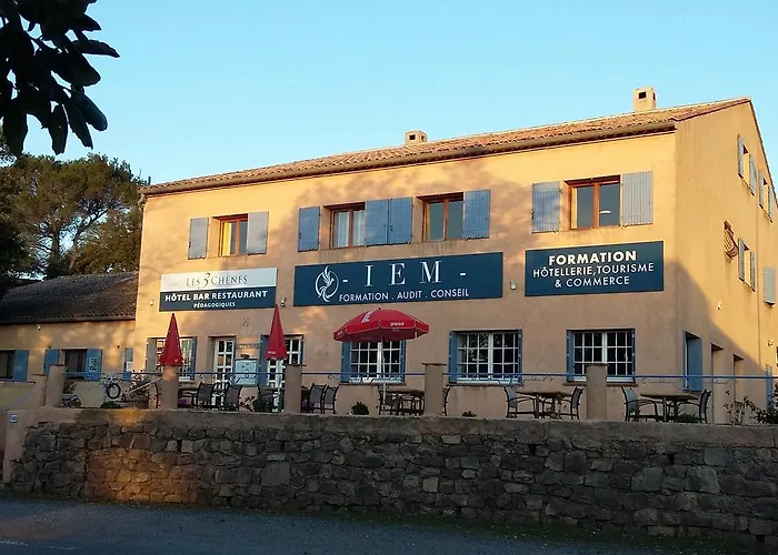 Hotel Restaurant Les 3 Chenes